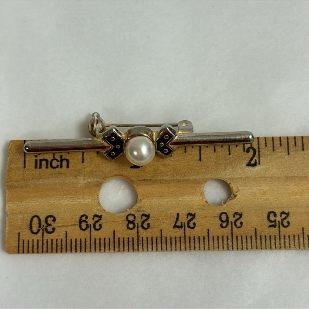 Vintage Faux pearl brooch art nouveau pin gold tone bar design black enamel - Picture 9 of 10